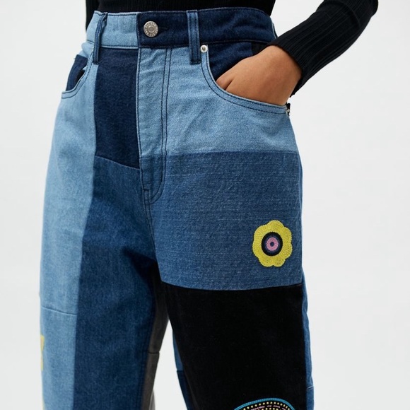 Urban Outfitters High-Waisted Baggy Patched Jeans - Picture 2 of 5